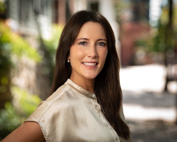 Grace Buck, Real Estate Agent